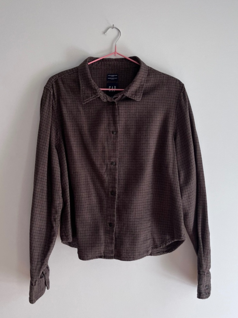 Slightly cropped flannel button up in houndstooth/check - Gap - Size XL